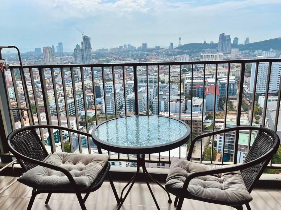 The Base Central Pattaya 2Bed King&Queen Sky Seaview & Infinity Pool Buitenkant foto