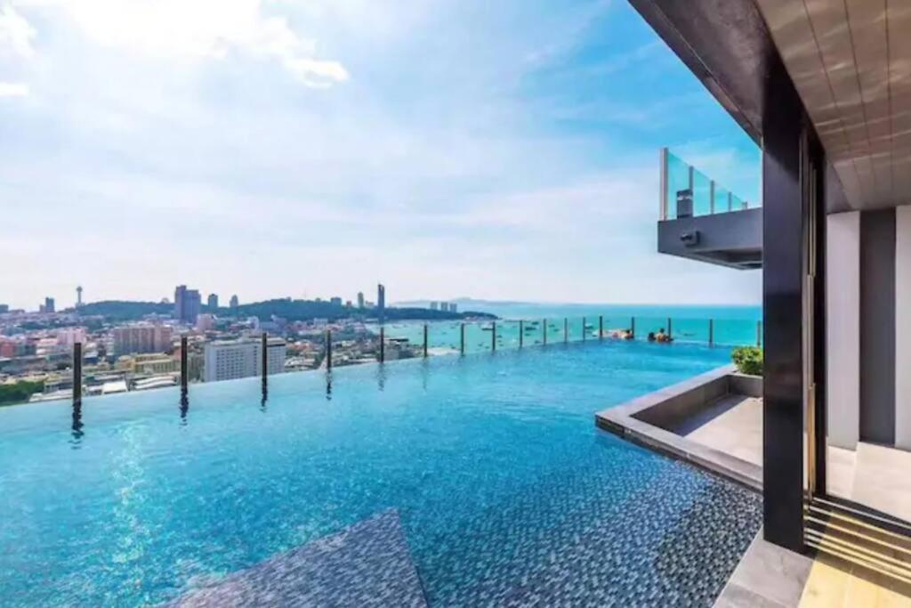 The Base Central Pattaya 2Bed King&Queen Sky Seaview & Infinity Pool Buitenkant foto