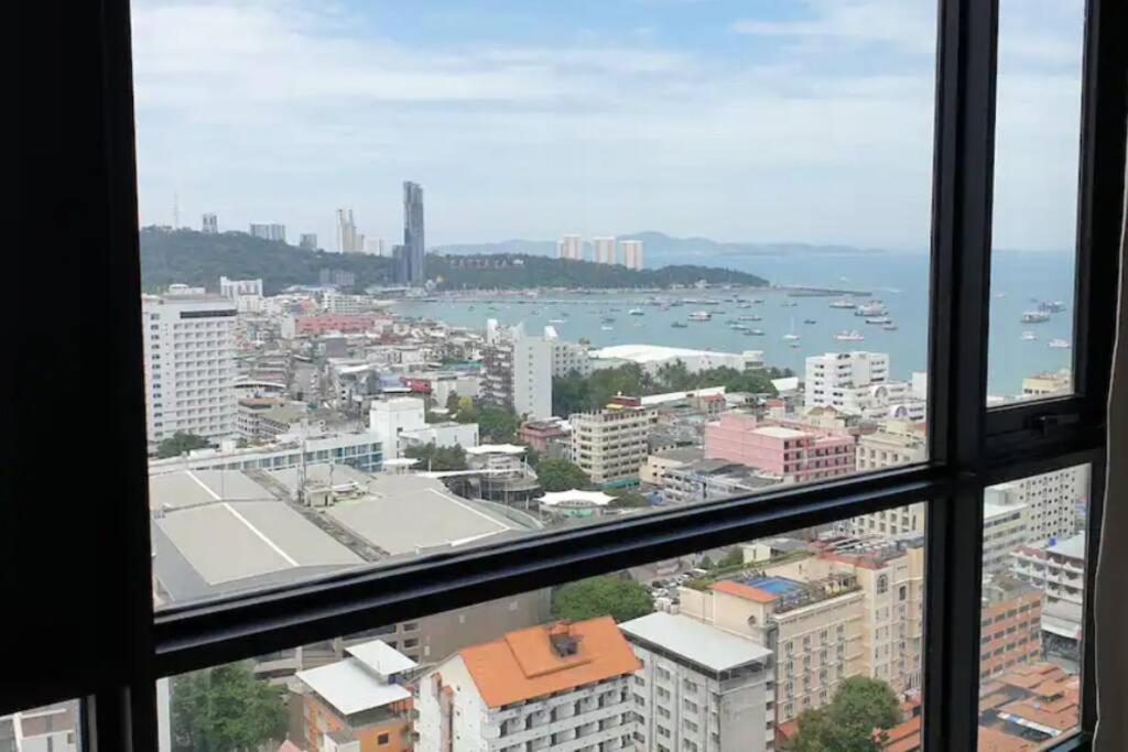 The Base Central Pattaya 2Bed King&Queen Sky Seaview & Infinity Pool Buitenkant foto