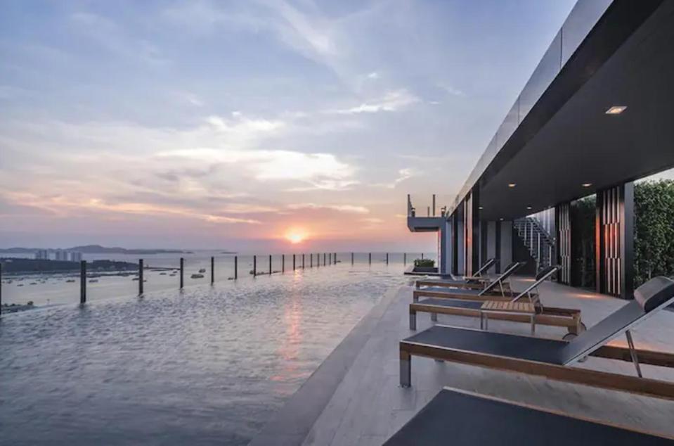 The Base Central Pattaya 2Bed King&Queen Sky Seaview & Infinity Pool Buitenkant foto